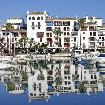 Marina Duquesa 816 Apartment